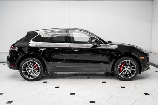 2022 Porsche Macan S
