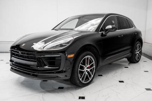 2022 Porsche Macan S