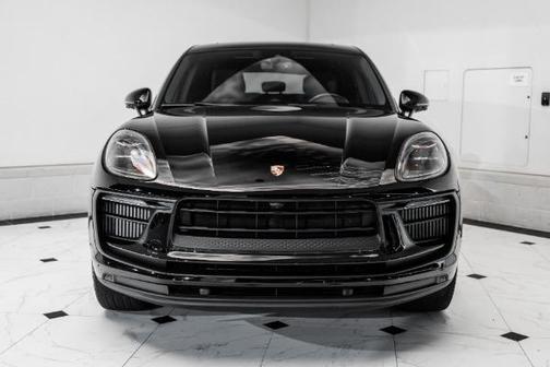 2022 Porsche Macan S