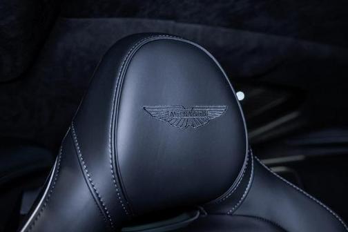 2026 Aston Martin Vantage Base