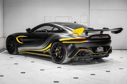 2019 Aston Martin Vantage Base