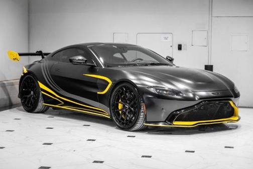 2019 Aston Martin Vantage Base