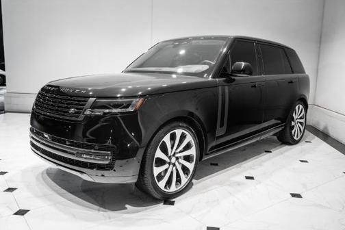 2025 Land Rover Range Rover P400 SE 7 Seat