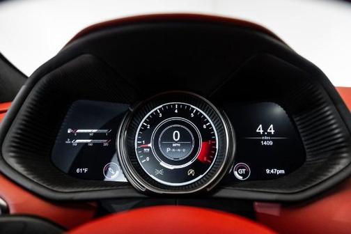 2023 Aston Martin DB11 V8