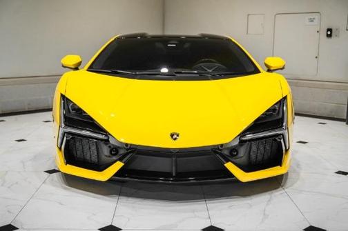2024 Lamborghini Revuelto Base
