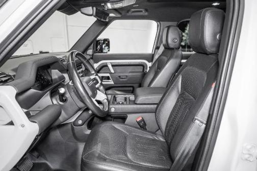 2022 Land Rover Defender 110 X-Dynamic SE