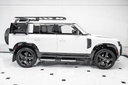 2022 Land Rover Defender 110 X-Dynamic SE