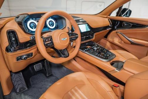 2026 Aston Martin DBX 707
