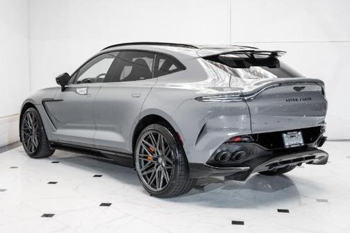 2023 Aston Martin DBX 707
