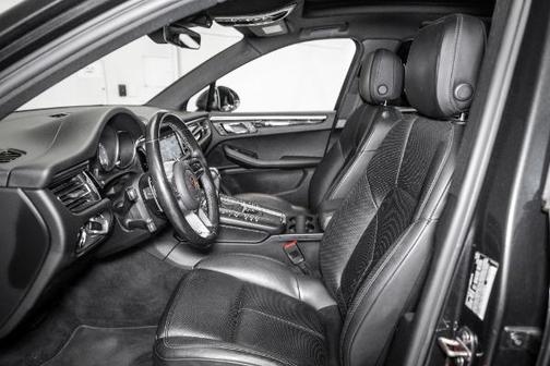2021 Porsche Macan S