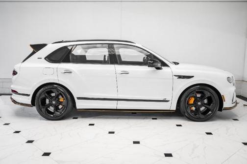 2025 Bentley Bentayga S Black Edition