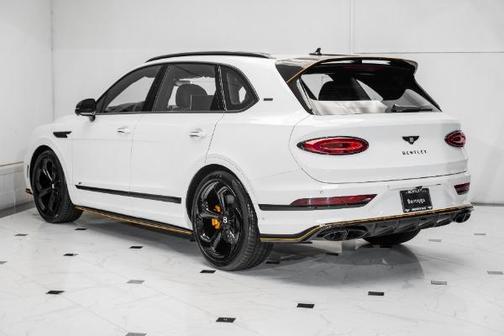 2025 Bentley Bentayga S Black Edition