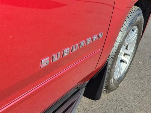 2018 Chevrolet Suburban LT