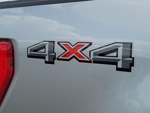 ICONIC SILVER 2021 Ford F-150 LARIAT