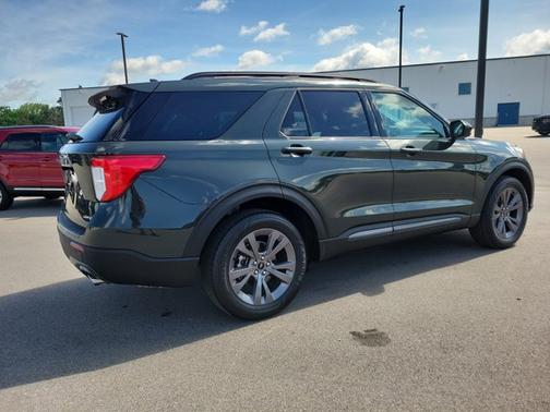 FORGED GREEN METALLIC 2023 Ford Explorer XLT