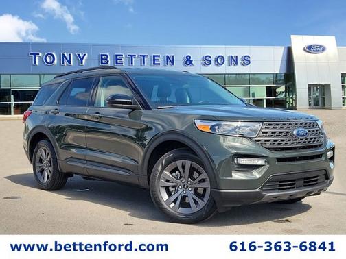 FORGED GREEN METALLIC 2023 Ford Explorer XLT