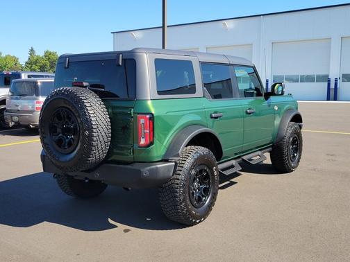 2024 Ford Bronco WILDTRAK