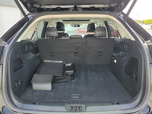 AGATE BLACK METALLIC 2024 Ford Edge SEL/ MOONROOF/ TOW PKG/ COLD WEATHER PKG/