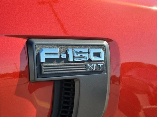 HOT PEPPER RED MET TINTD CC 2023 Ford F-150