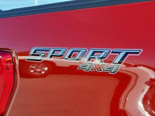 HOT PEPPER RED MET TINTD CC 2023 Ford F-150 XLT