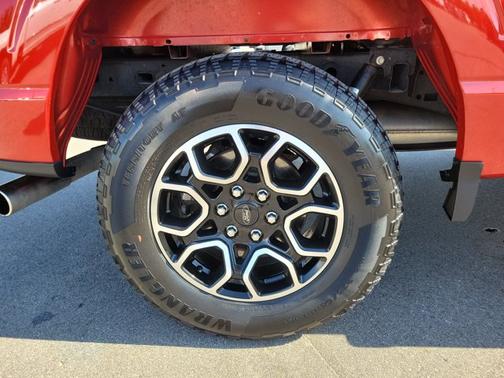 HOT PEPPER RED MET TINTD CC 2023 Ford F-150