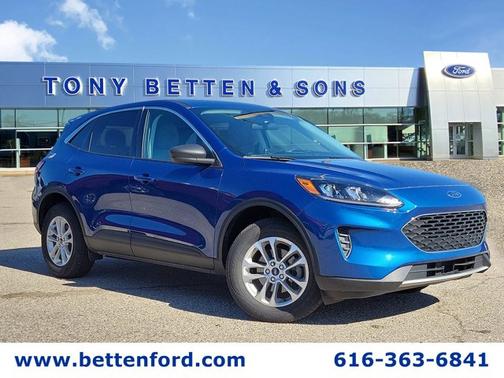 ATLAS BLUE METALLIC 2022 Ford Escape SE
