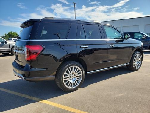AGATE BLACK METALLIC 2023 Ford Expedition LIMITED