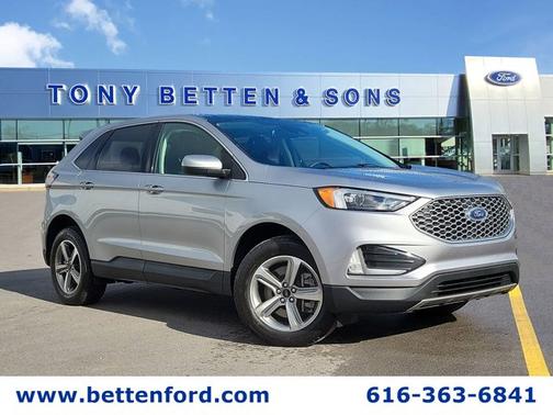 ICONIC SILVER 2024 Ford Edge SEL/ MOONROOF/ TOW PKG/ POWER LIFTGATE/ COLD WEATH