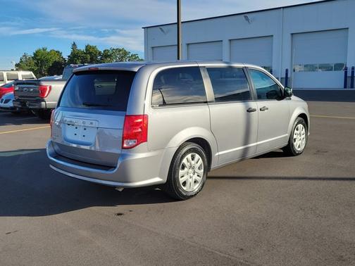 2020 Dodge Grand Caravan SE