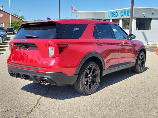 2022 Ford Explorer ST