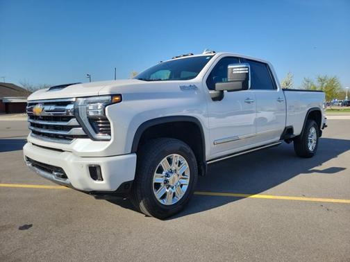 Pearl 2024 Chevrolet Silverado 2500 HIGH COUNTRY