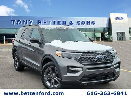 2023 Ford Explorer XLT