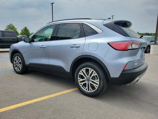 ICED BLUE SILVER METALLIC 2022 Ford Escape SEL