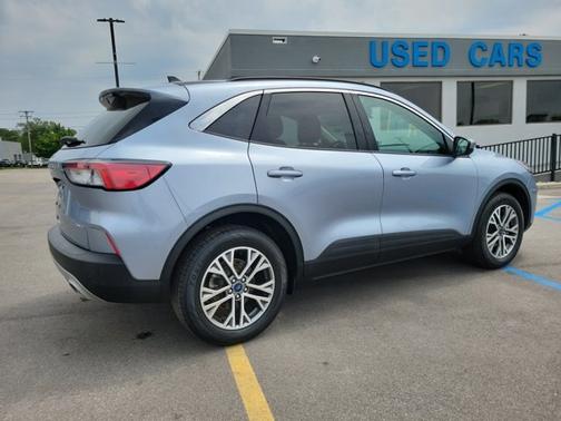ICED BLUE SILVER METALLIC 2022 Ford Escape SEL