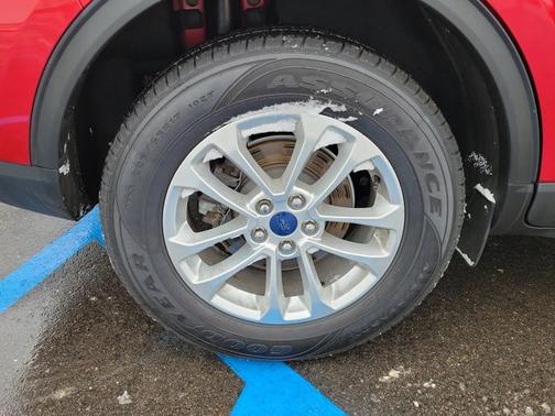 2022 Ford Escape SE