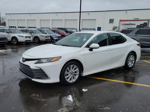 2021 Toyota Camry LE