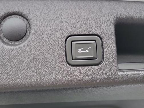 Summit White 2022 Chevrolet Equinox LT W/1LT