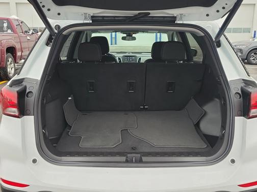 Summit White 2022 Chevrolet Equinox LT W/1LT