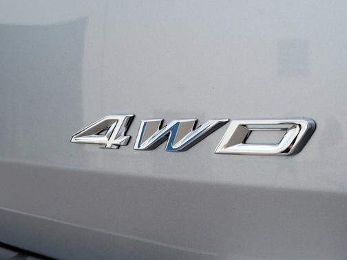 ICONIC SILVER METALLIC 2024 Ford Explorer LIMITED