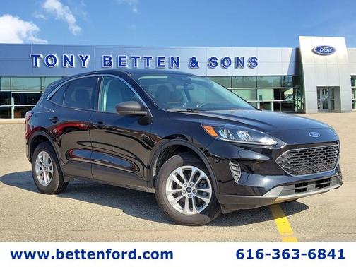 AGATE BLACK METALLIC 2022 Ford Escape SE