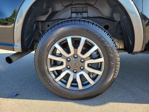 SHADOW BLACK 2019 Ford Ranger XLT