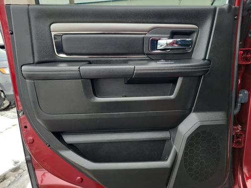 Delmonico Red Pearlcoat 2018 RAM 3500 LARAMIE