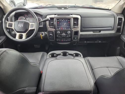 Delmonico Red Pearlcoat 2018 RAM 3500 LARAMIE