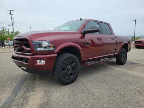 Delmonico Red Pearlcoat 2018 RAM 3500 LARAMIE