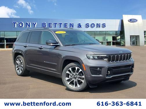 2022 Jeep Grand Cherokee OVERLAND