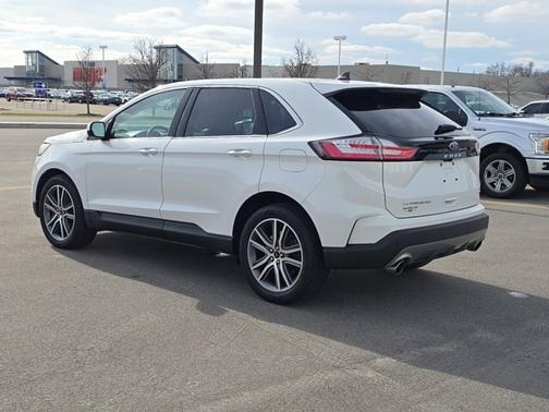 STAR WHITE 2023 Ford Edge TITANIUM