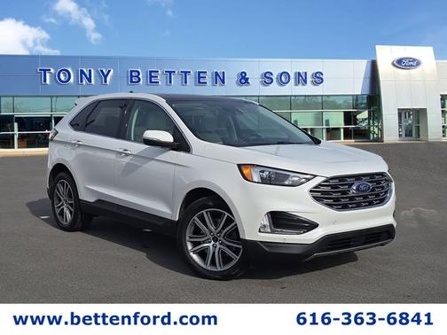 STAR WHITE 2023 Ford Edge TITANIUM