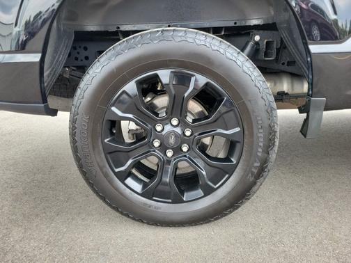AGATE BLACK METALLIC 2023 Ford F-150 LARIAT