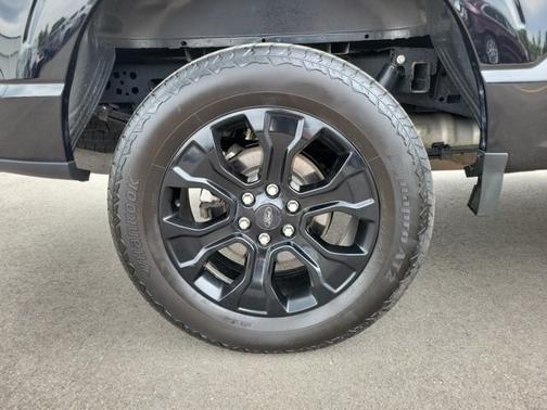AGATE BLACK METALLIC 2023 Ford F-150 LARIAT