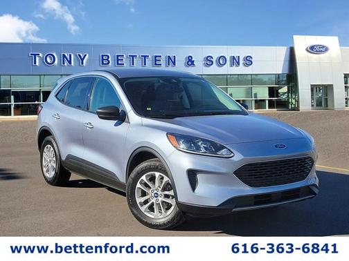 2022 Ford Escape SE